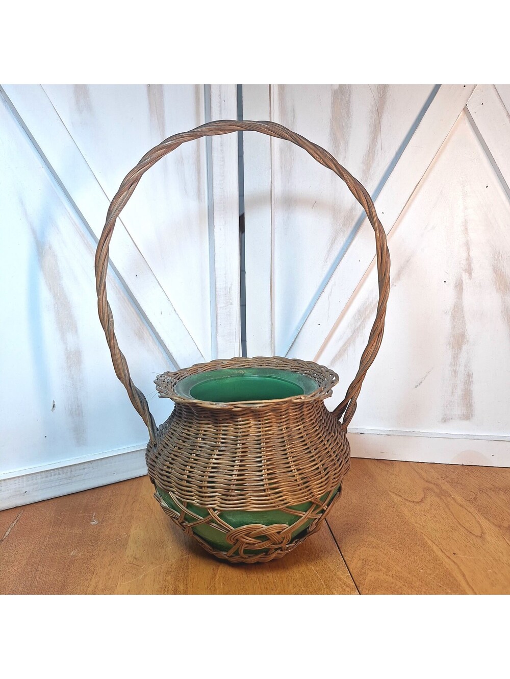 Green Glass Vase Wrapped In Rattan/Wicker Hanging Basket/Planter VTG 12"H X 9"W